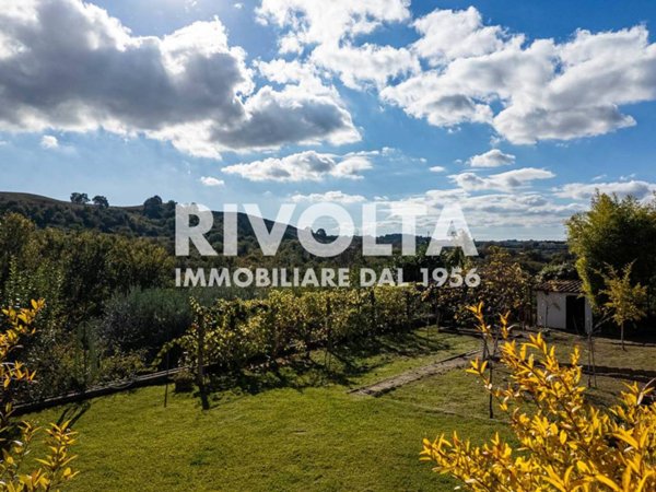 casa indipendente in vendita a Campagnano di Roma