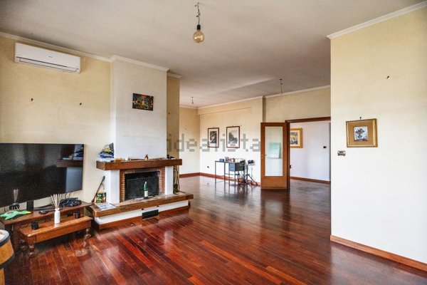 casa indipendente in vendita a Campagnano di Roma