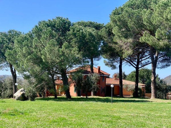 casa indipendente in vendita a Campagnano di Roma