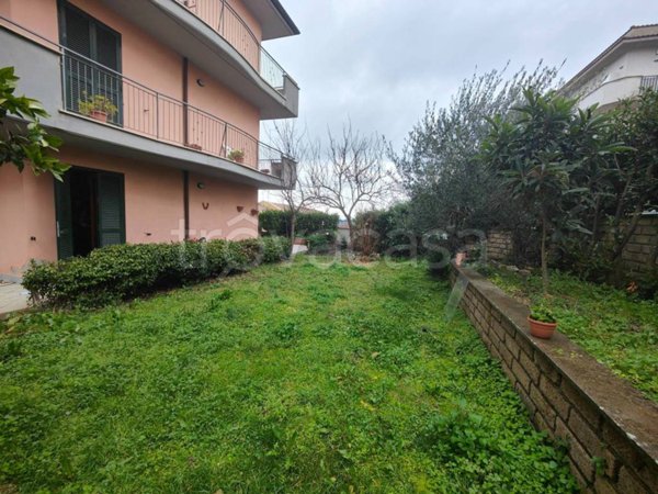 appartamento in vendita a Campagnano di Roma