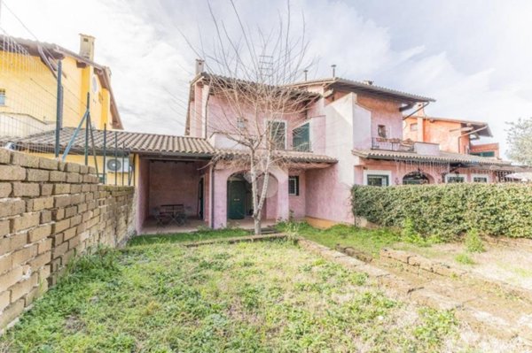 casa indipendente in vendita a Campagnano di Roma