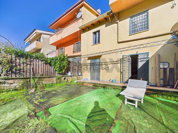 casa indipendente in vendita a Campagnano di Roma