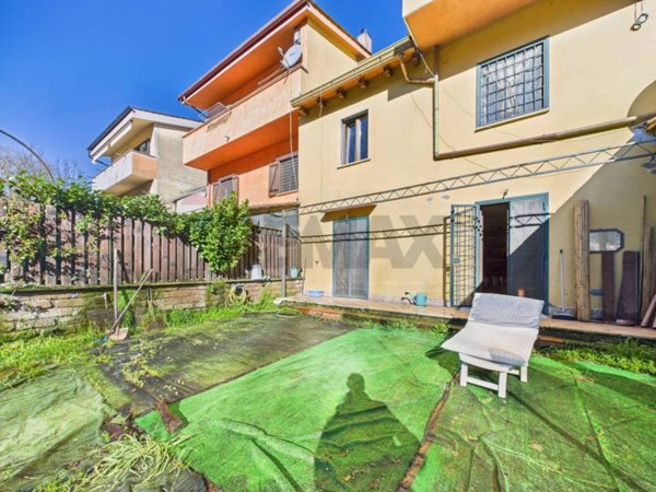 casa indipendente in vendita a Campagnano di Roma