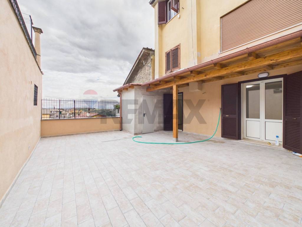 appartamento in vendita a Campagnano di Roma