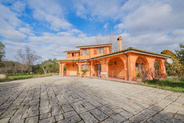 casa indipendente in vendita a Campagnano di Roma