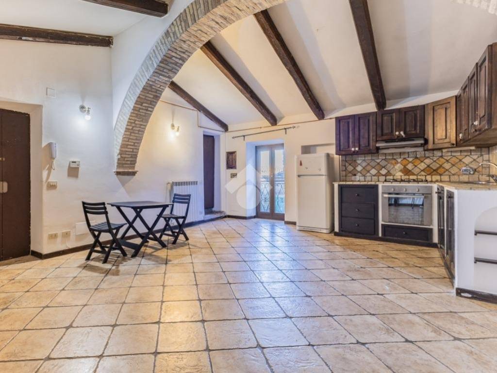 appartamento in vendita a Campagnano di Roma