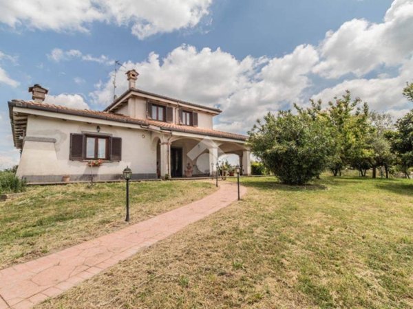 casa indipendente in vendita a Campagnano di Roma