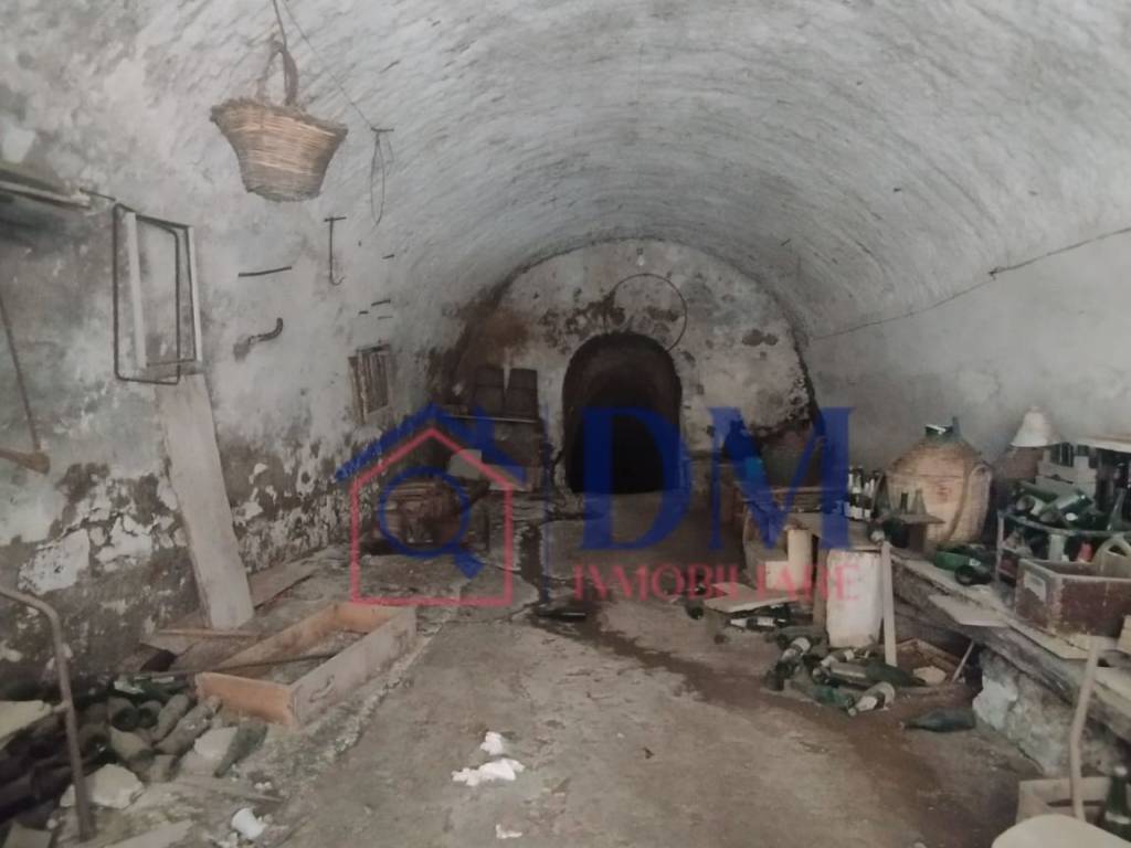 locale commerciale in vendita a Campagnano di Roma