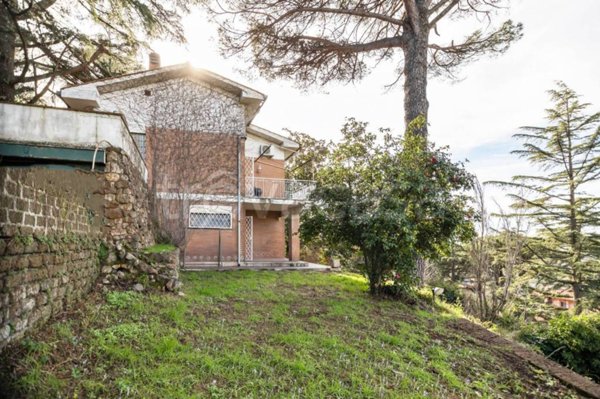 casa indipendente in vendita a Campagnano di Roma