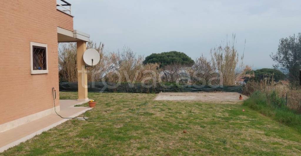 casa indipendente in vendita a Campagnano di Roma