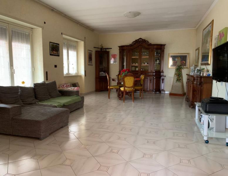 casa indipendente in vendita a Campagnano di Roma