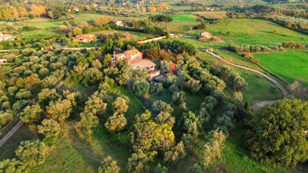 casa indipendente in vendita a Campagnano di Roma