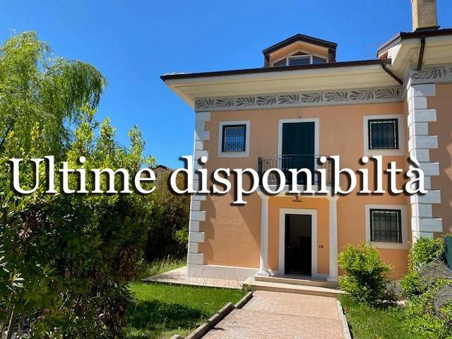 casa indipendente in vendita a Campagnano di Roma