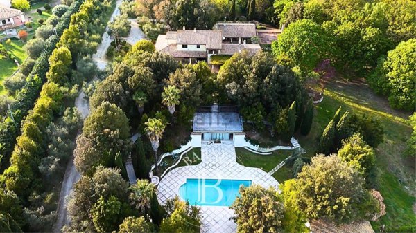 casale in vendita a Campagnano di Roma