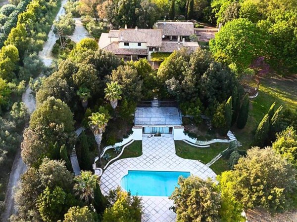 casa indipendente in vendita a Campagnano di Roma