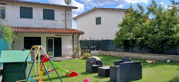 casa indipendente in vendita a Campagnano di Roma