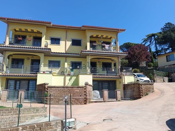 casa indipendente in vendita a Campagnano di Roma