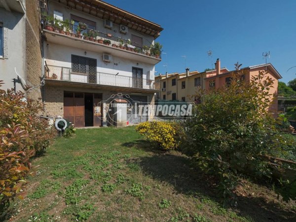 appartamento in vendita a Campagnano di Roma