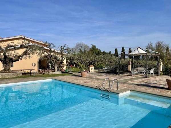 casa indipendente in vendita a Campagnano di Roma