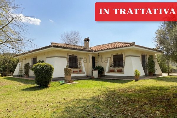 casa indipendente in vendita a Campagnano di Roma