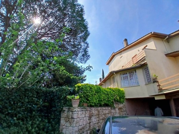 casa indipendente in vendita a Campagnano di Roma