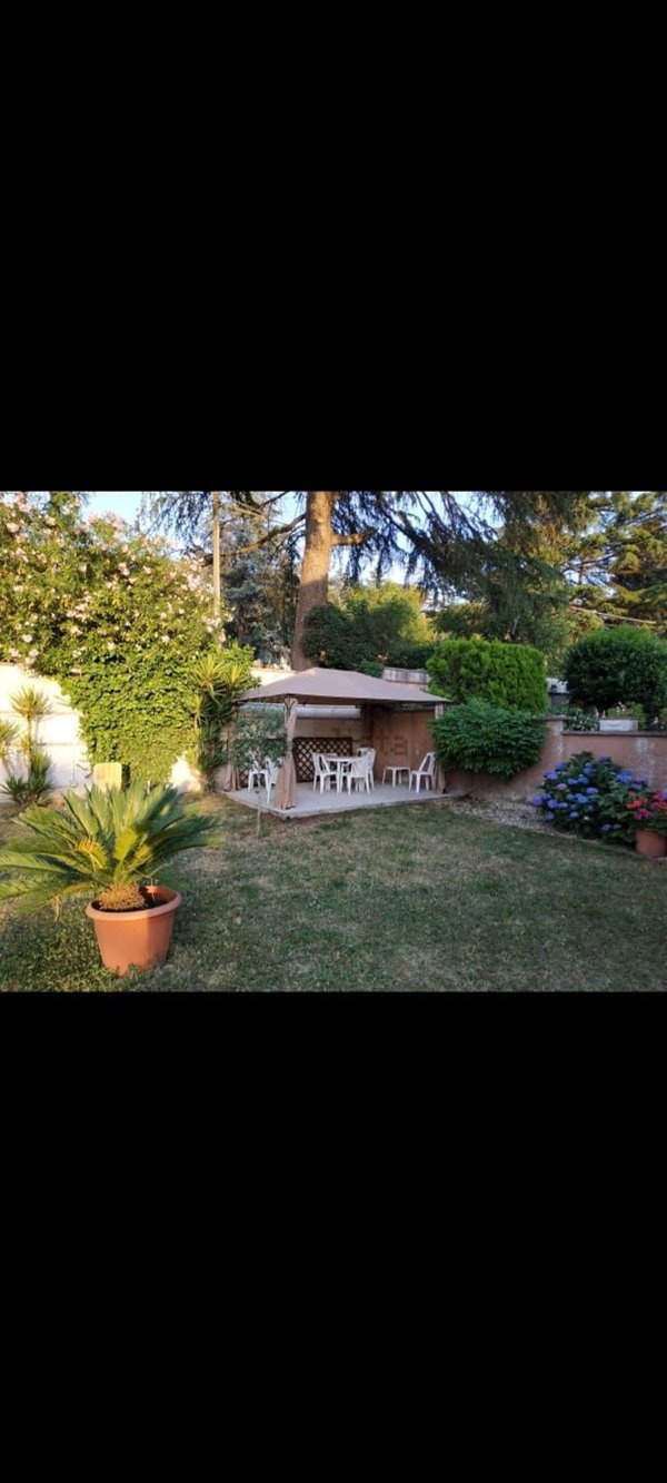 casa indipendente in vendita a Campagnano di Roma