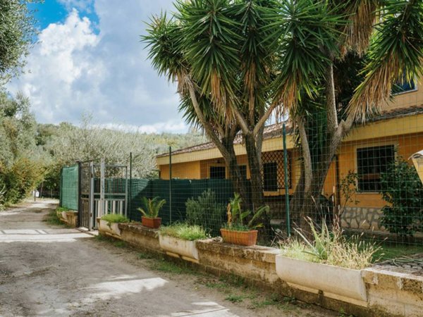 appartamento in vendita a Campagnano di Roma