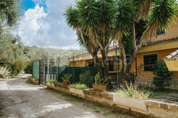 appartamento in vendita a Campagnano di Roma