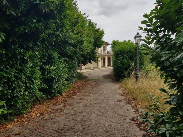 casa indipendente in vendita a Campagnano di Roma