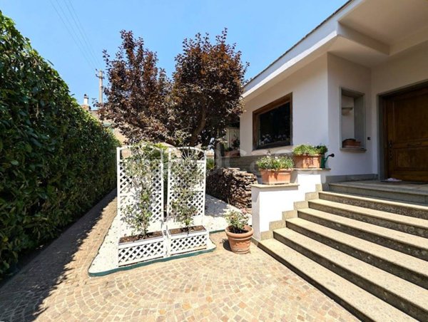 casa indipendente in vendita a Campagnano di Roma