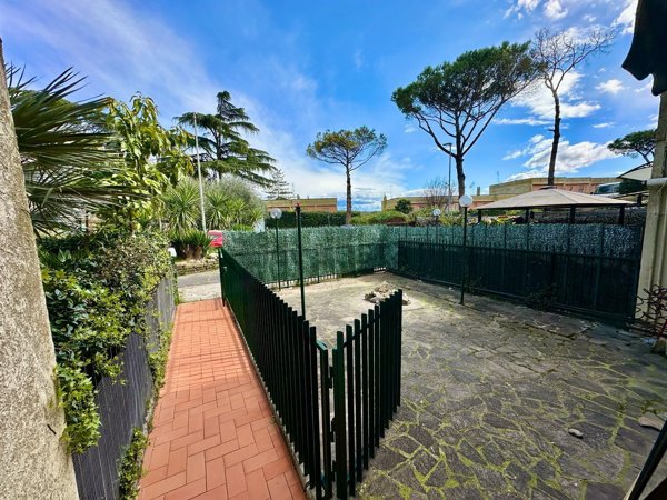 appartamento in vendita a Campagnano di Roma