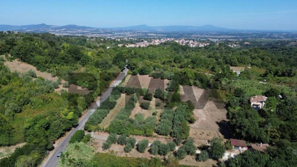 casa indipendente in vendita a Campagnano di Roma