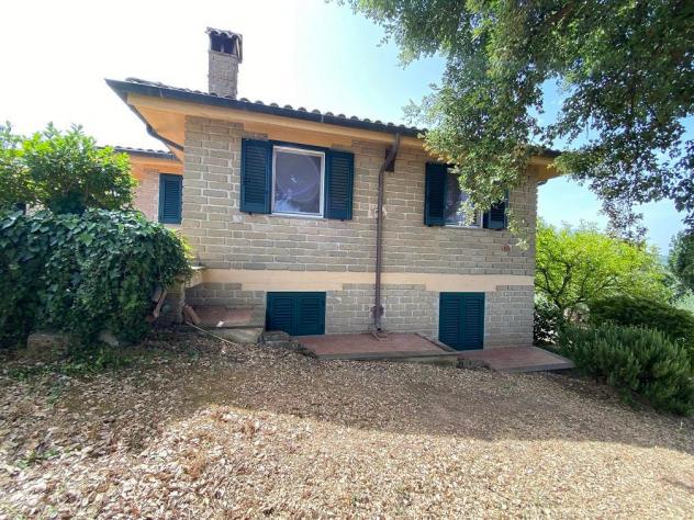 casa indipendente in vendita a Canale Monterano