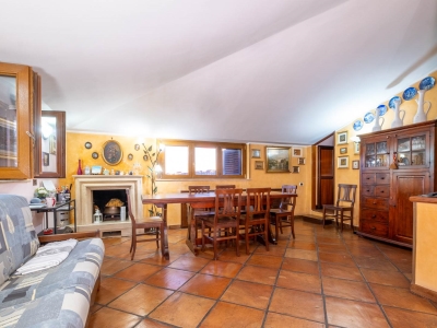 appartamento in vendita a Canale Monterano