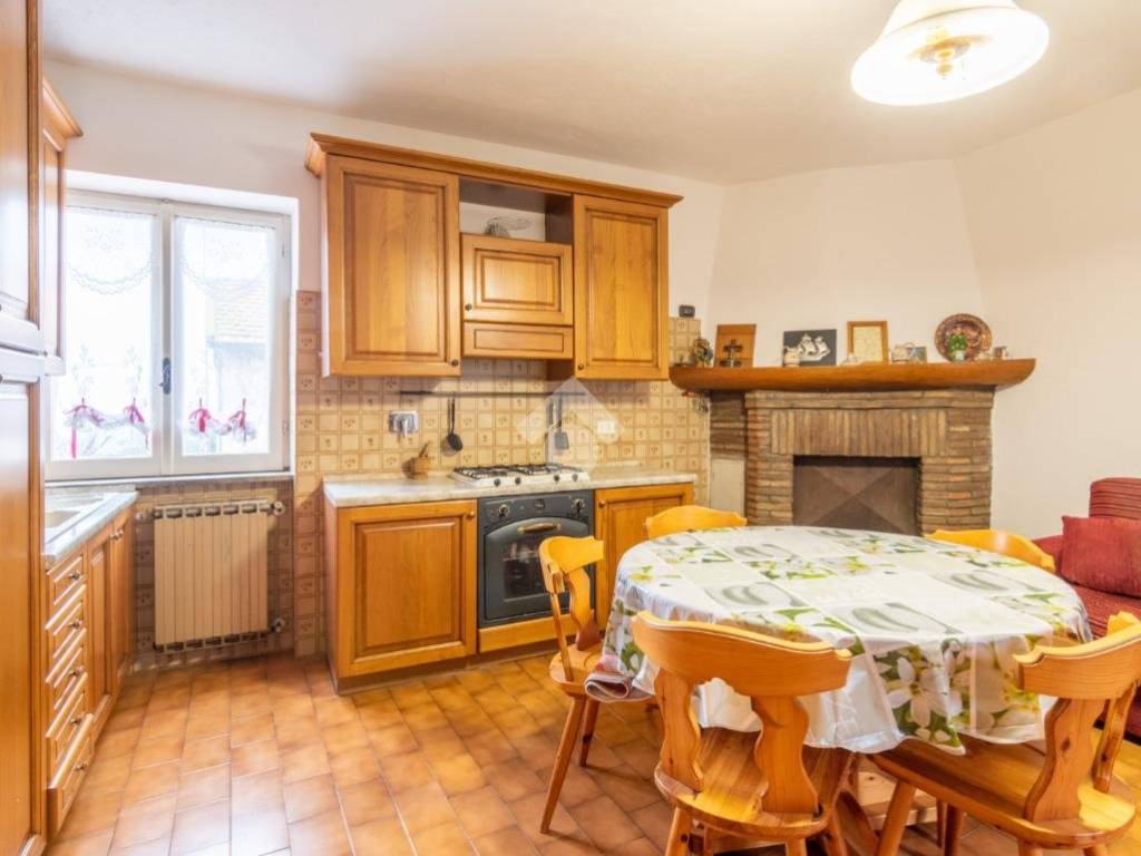 appartamento in vendita a Canale Monterano