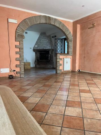 casa indipendente in vendita a Canale Monterano