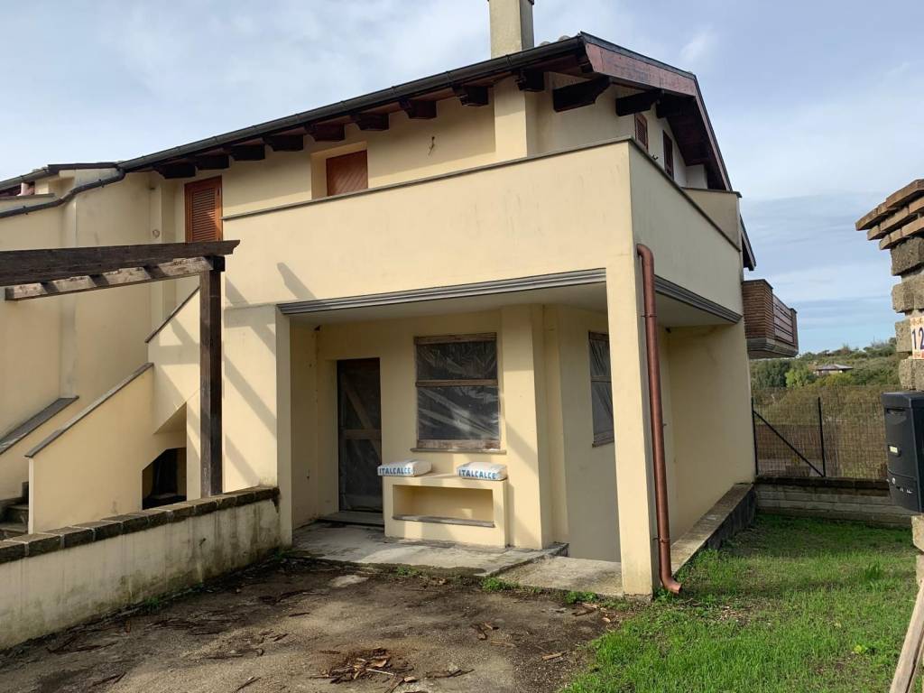 appartamento in vendita a Canale Monterano