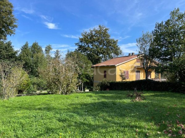 casa indipendente in vendita a Canale Monterano in zona Montevirginio
