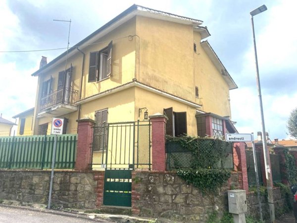 casa indipendente in vendita a Canale Monterano in zona Montevirginio