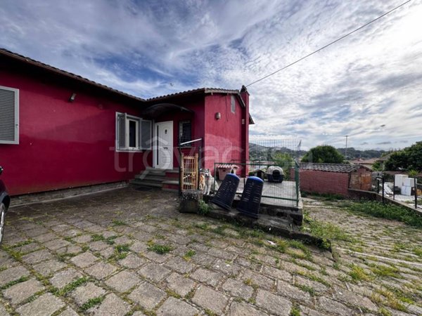 casa indipendente in vendita a Canale Monterano in zona Montevirginio