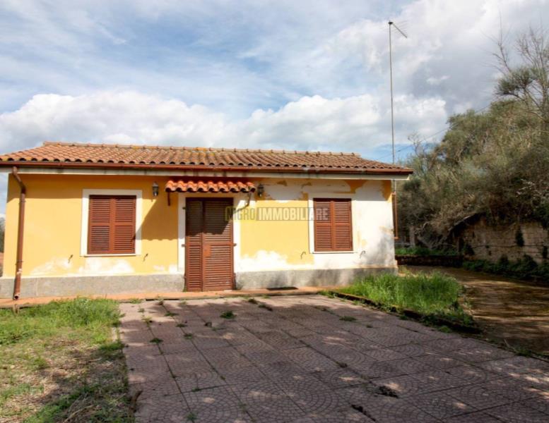 casa indipendente in vendita a Canale Monterano in zona Montevirginio