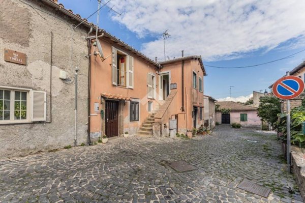 appartamento in vendita a Canale Monterano in zona Montevirginio