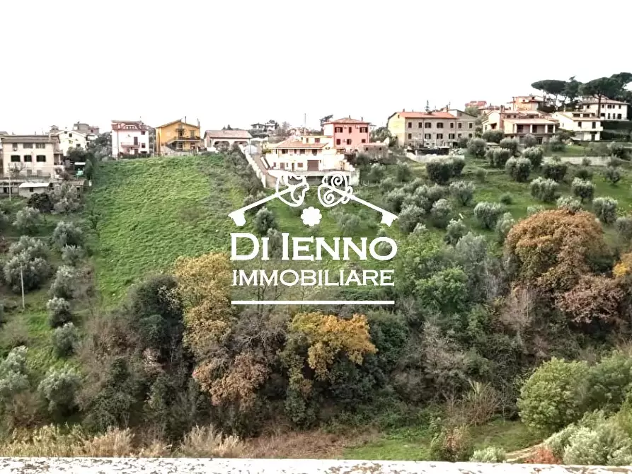 casa indipendente in vendita a Canale Monterano