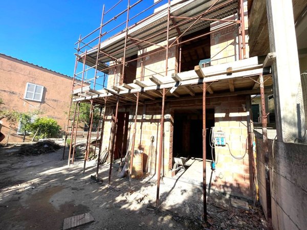 appartamento in vendita a Canale Monterano