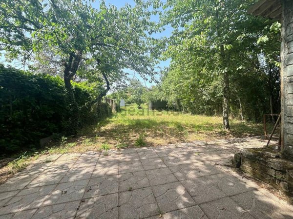 terreno edificabile in vendita a Canale Monterano