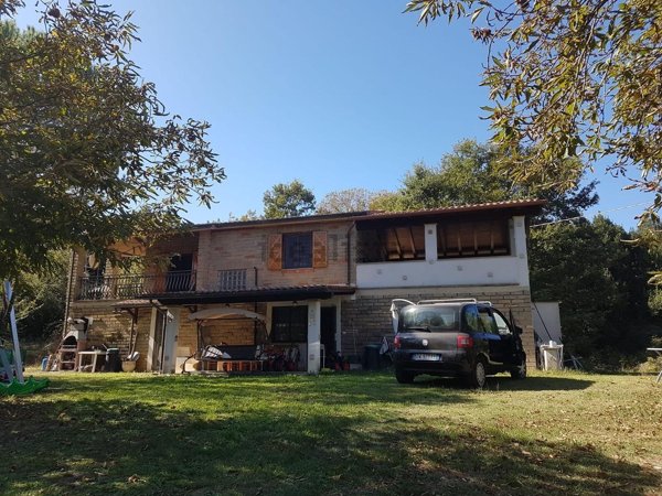 appartamento in vendita a Canale Monterano