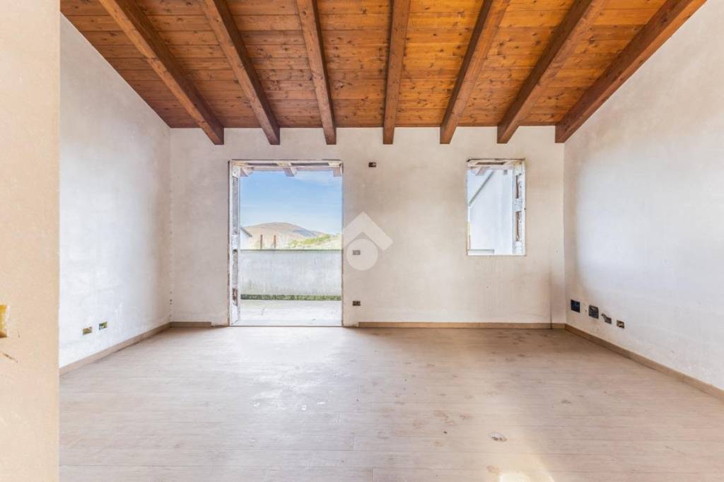 appartamento in vendita a Canale Monterano