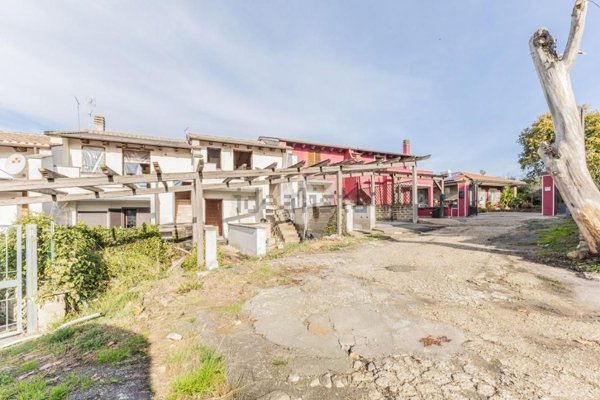 appartamento in vendita a Canale Monterano