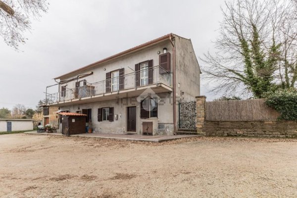 appartamento in vendita a Canale Monterano