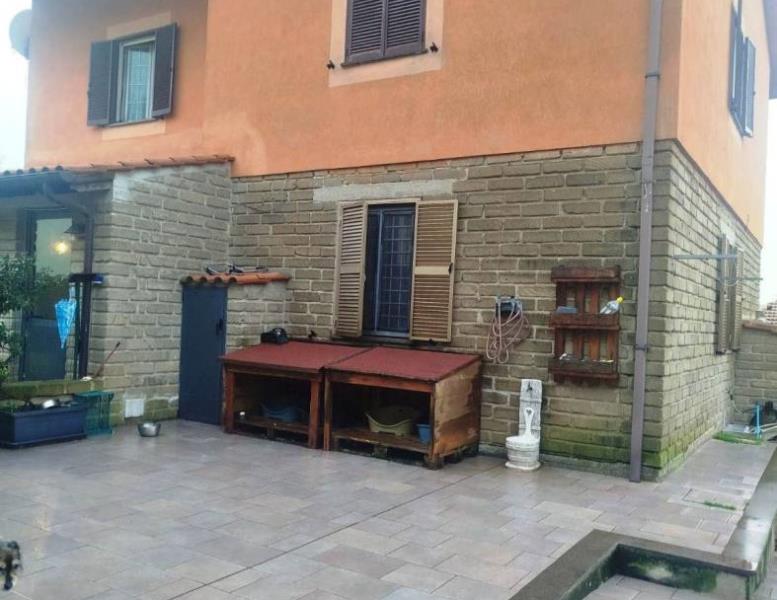 appartamento in vendita a Canale Monterano